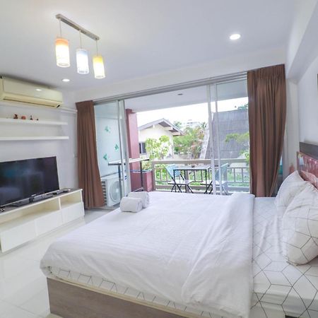 Baan Sabai Rama IV Apartment Банкок Екстериор снимка