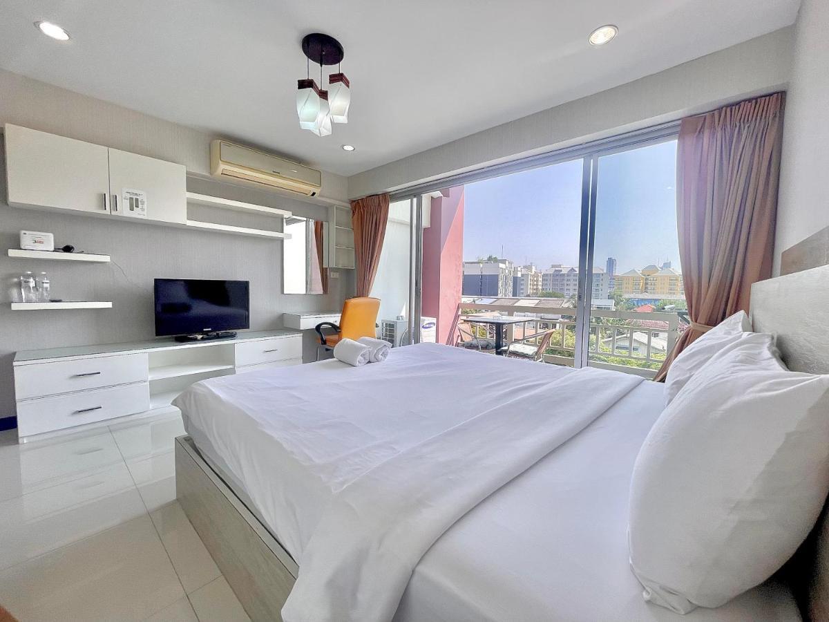 Baan Sabai Rama IV Apartment Банкок Екстериор снимка