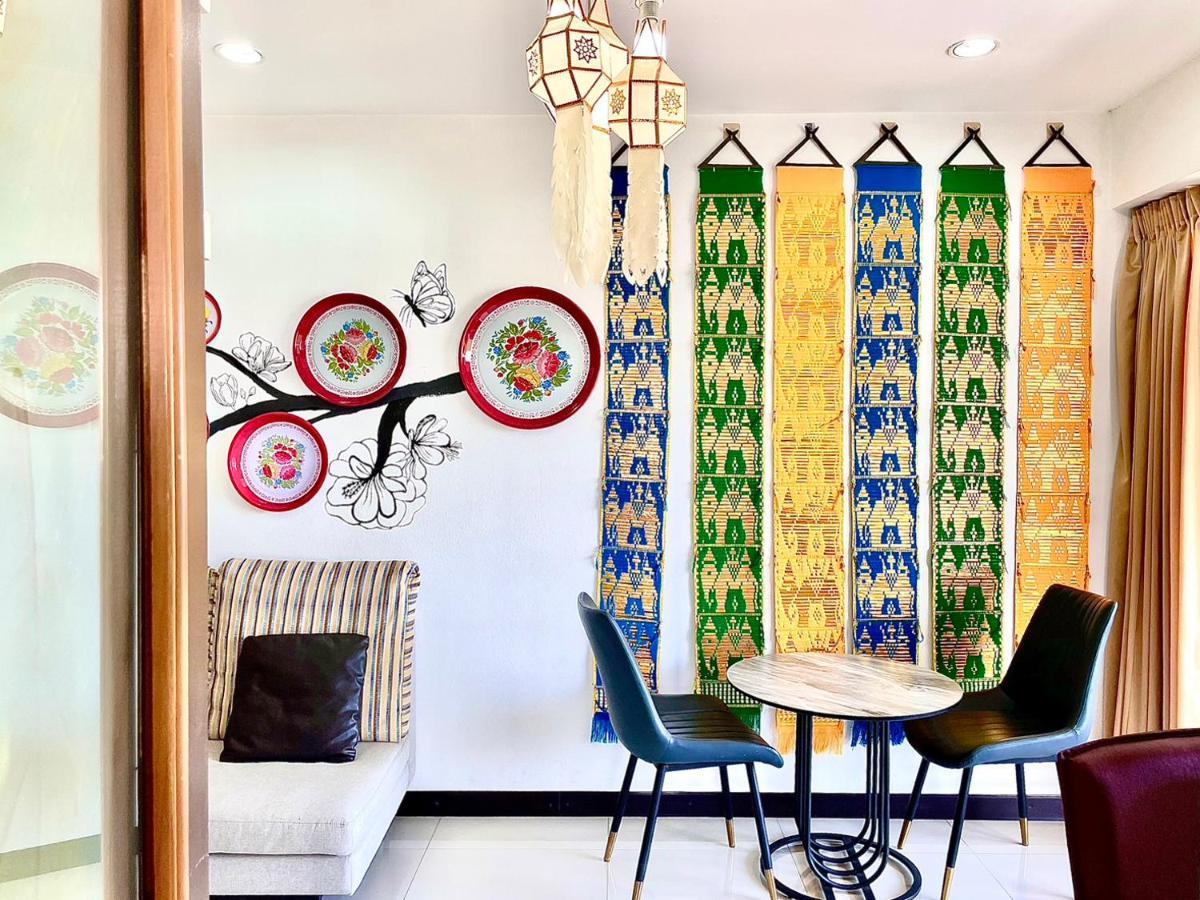Baan Sabai Rama IV Apartment Банкок Екстериор снимка