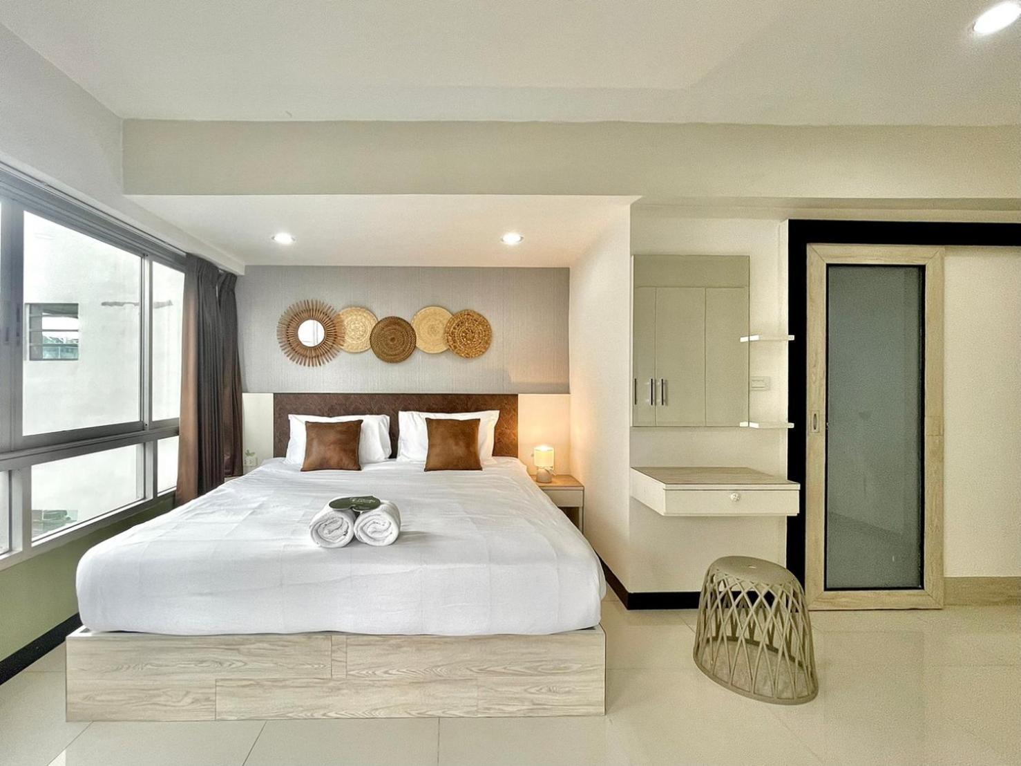Baan Sabai Rama IV Apartment Банкок Екстериор снимка