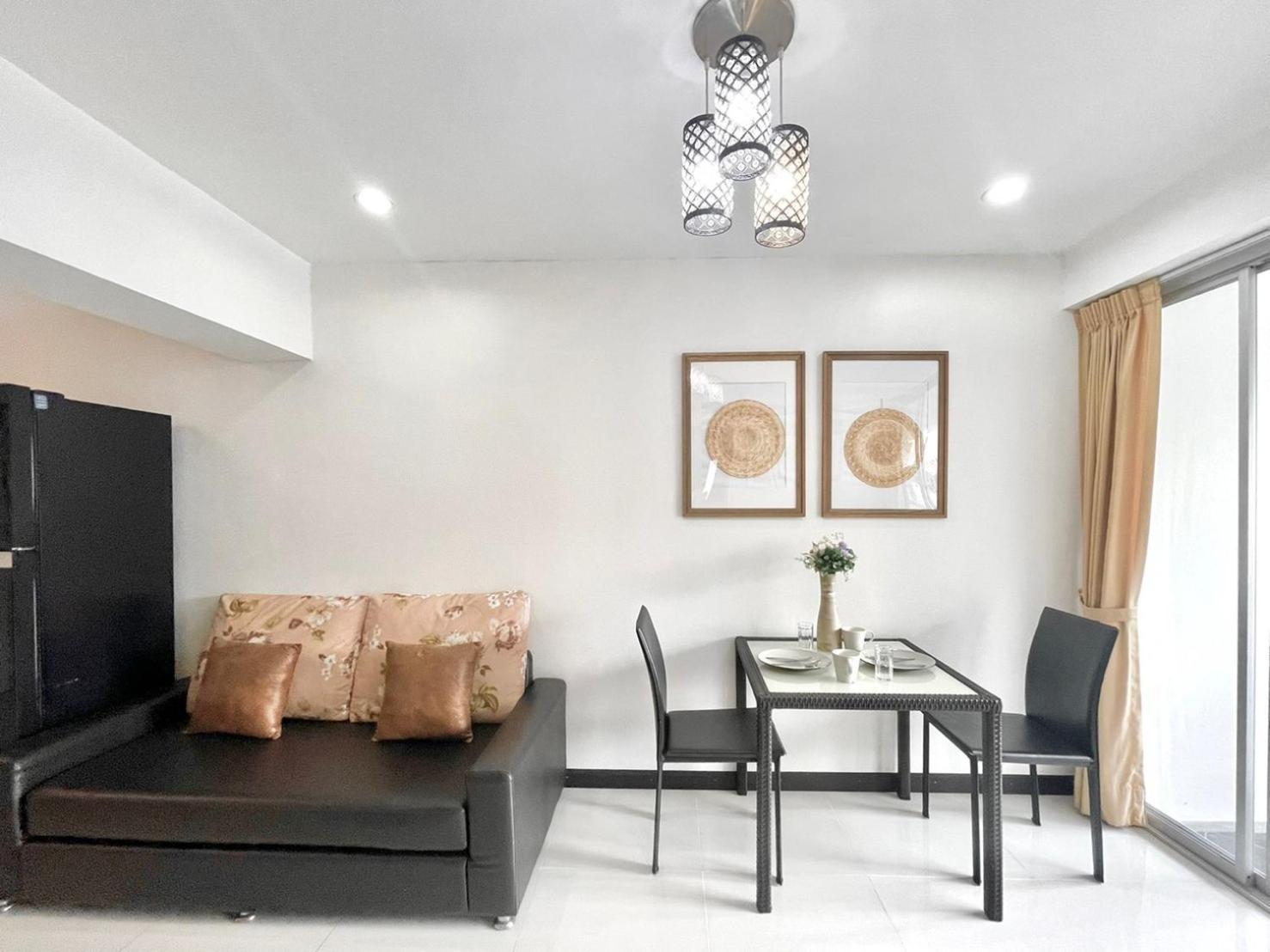 Baan Sabai Rama IV Apartment Банкок Екстериор снимка