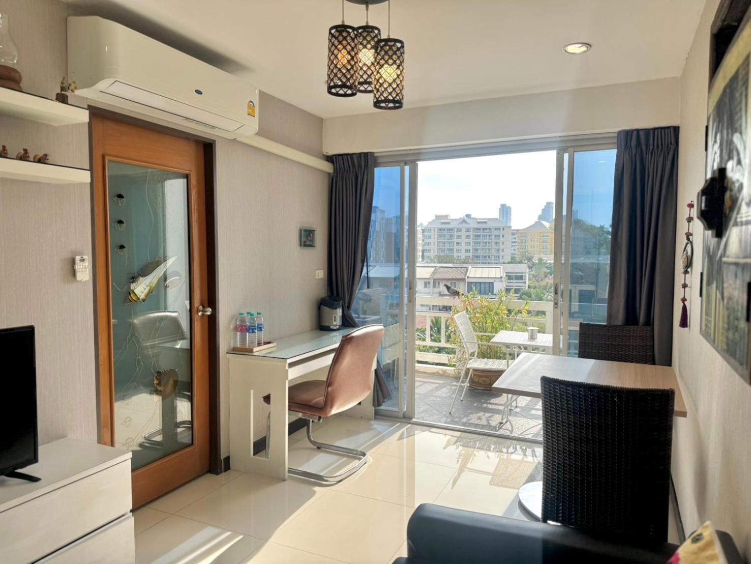 Baan Sabai Rama IV Apartment Банкок Екстериор снимка